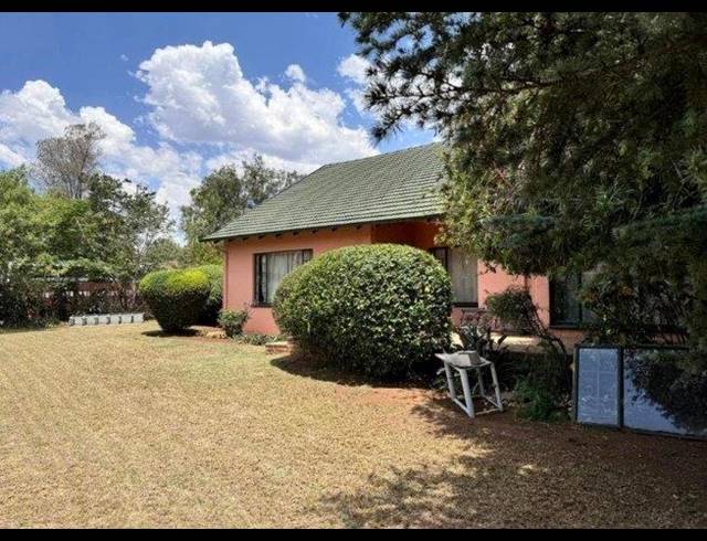 3 BEDROOM HOUSE FOR SALE IN CROYDON